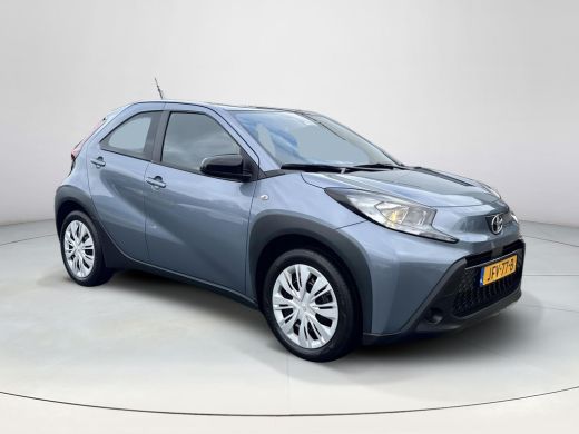 Toyota Aygo 1.0 VVT-i MT Play ActivLease financial lease