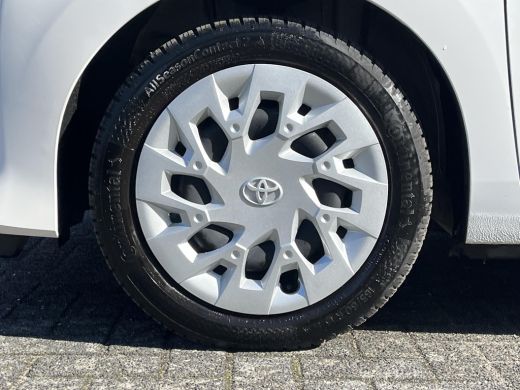 Toyota Aygo 1.0 VVT-i x-play | 5 deurs | Carplay | Parkeercamera | Navigatie | ActivLease financial lease
