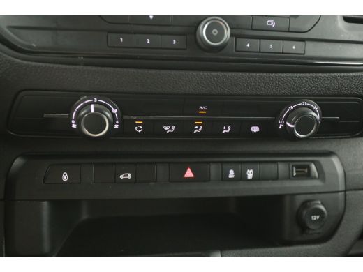 Toyota ProAce L2H1 50 kWh | Snelladen | SOH 99% | Airco | Cruise | 3 Zits ActivLease financial lease