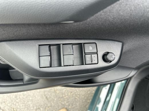 Toyota Yaris 1.5 Hybrid 115 Comfort ActivLease financial lease