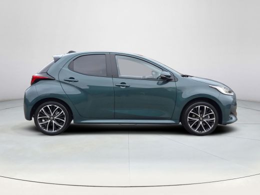 Toyota Yaris 1.5 Hybrid 115 Dynamic + Comfort Pack | Voorraadpremie | Nieuwe auto | Direct uit voorraad leverb... ActivLease financial lease