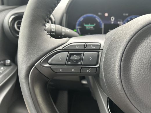 Toyota Yaris 1.5 Hybrid 130 Executive ActivLease financial lease