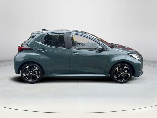 Toyota Yaris 1.5 Hybrid 130 Executive ActivLease financial lease