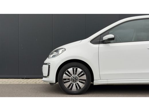 Volkswagen e-up! 83pk | SOH 89,91% | Achteruitrijcamera | Airco | Bluetooth Audio | ActivLease financial lease