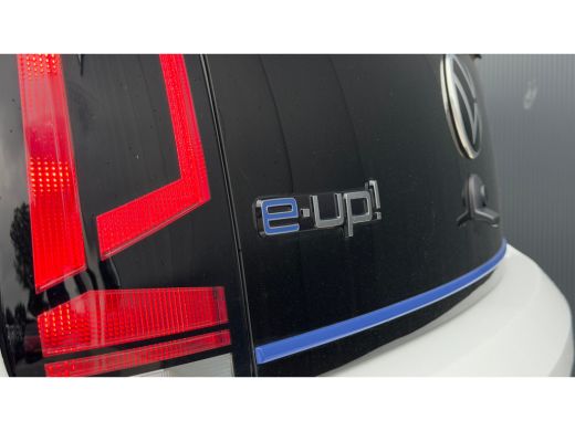 Volkswagen e-up! 83pk | SOH 89,91% | Achteruitrijcamera | Airco | Bluetooth Audio | ActivLease financial lease