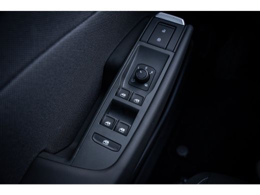 Volkswagen ID. Polo Life First Edition | Automatische afstandsregeling (Adaptive Cruise Control) | Dodehoeksensor 'Si... ActivLease financial lease