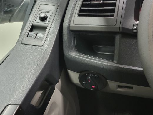 Volkswagen Transporter 2.0TDI L2/H1 Dubbele Cabine Euro 6! ActivLease financial lease
