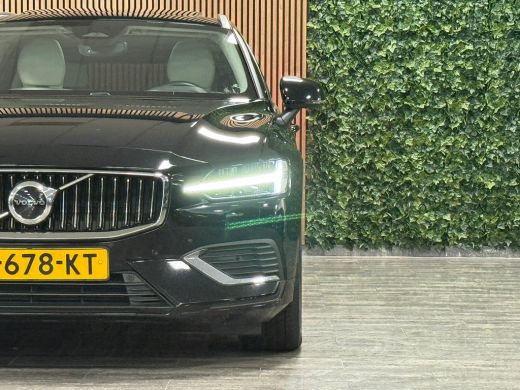 Volvo  V60 T6 AWD Recharge Ultimate Bright Long Range | Schuifdak | Stoelventilatie | Head-Up Display | Harm... ActivLease financial lease