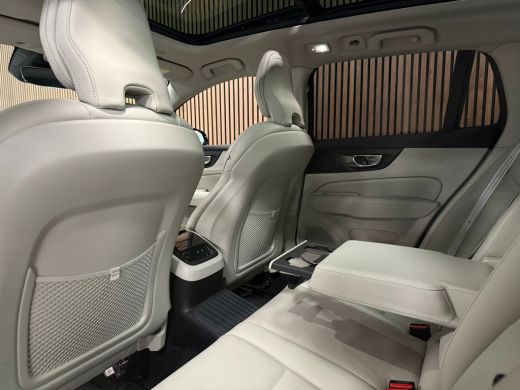 Volvo  V60 T6 AWD Recharge Ultimate Bright Long Range | Schuifdak | Stoelventilatie | Head-Up Display | Harm... ActivLease financial lease