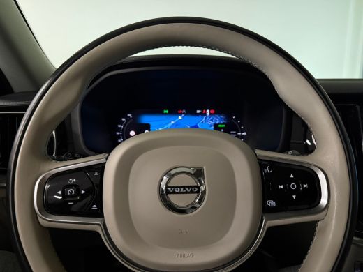 Volvo  V60 T6 AWD Recharge Ultimate Bright Long Range | Schuifdak | Stoelventilatie | Head-Up Display | Harm... ActivLease financial lease