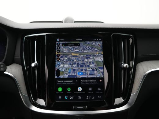 Volvo  V60 T6 Recharge AWD Ultra Dark | 360&deg; Camera | Bowers & Wilkins Soundsystem | Cruise control adaptief... ActivLease financial lease