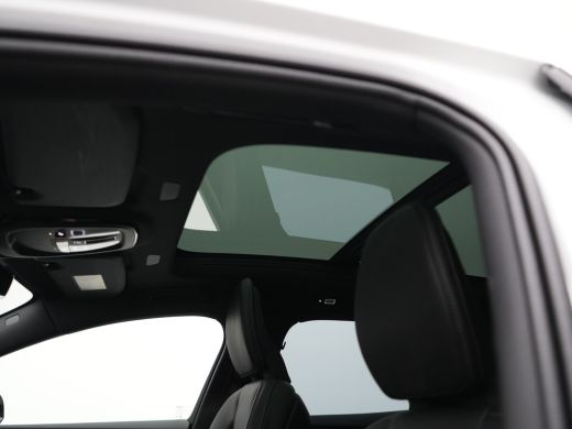 Volvo  V60 T6 Recharge AWD Ultra Dark | 360&deg; Camera | Bowers & Wilkins Soundsystem | Cruise control adaptief... ActivLease financial lease