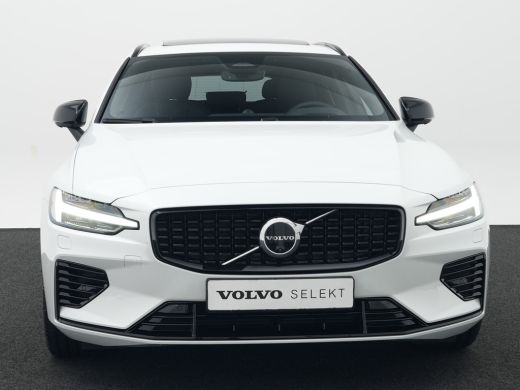 Volvo  V60 T6 Recharge AWD Ultra Dark | 360&deg; Camera | Bowers & Wilkins Soundsystem | Cruise control adaptief... ActivLease financial lease