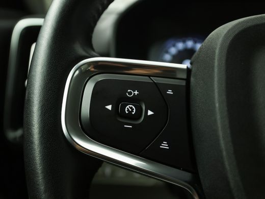 Volvo  XC40 1.5 T5 Recharge Inscription 252Pk Automaat (APPLE CARPLAY, GROOT NAVI, LEDER, STOELVERWARMING, SP... ActivLease financial lease