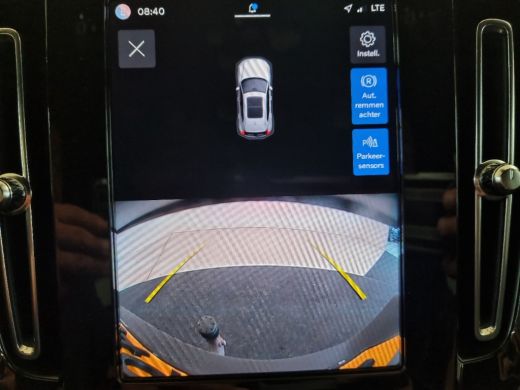 Volvo  XC40 Recharge Core All-Season | Stoel/Stuurverw. | Trekhaak | Hele nette auto! ActivLease financial lease