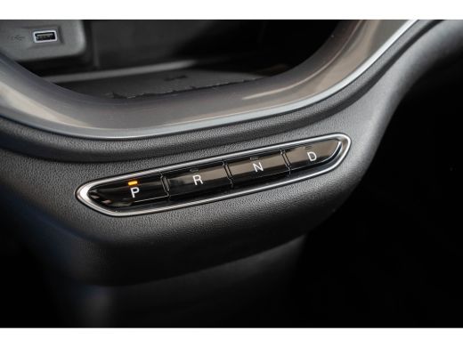 Fiat 500e 42 kWh | Camera | Parkeersensoren Voor & Achter | Navigatie | Apple Carplay & Android Auto | Keyl... ActivLease financial lease