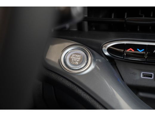 Fiat 500e 42 kWh | Camera | Parkeersensoren Voor & Achter | Navigatie | Apple Carplay & Android Auto | Keyl... ActivLease financial lease