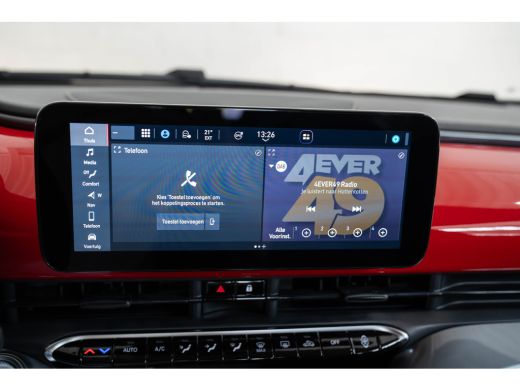 Fiat 500e 42 kWh | Camera | Parkeersensoren Voor & Achter | Navigatie | Apple Carplay & Android Auto | Keyl... ActivLease financial lease