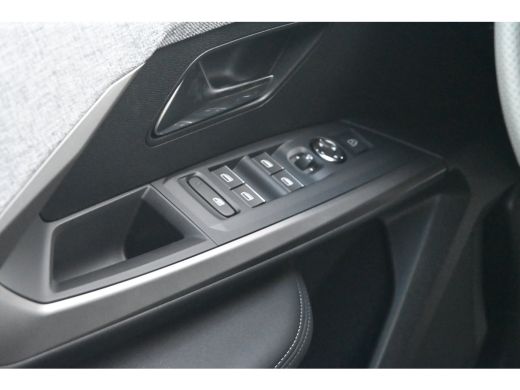 Peugeot 5008 GT | Adaptieve cruise control met Stop&Go functie | LED 3D-achterlichten | Pack Safety Plus ActivLease financial lease