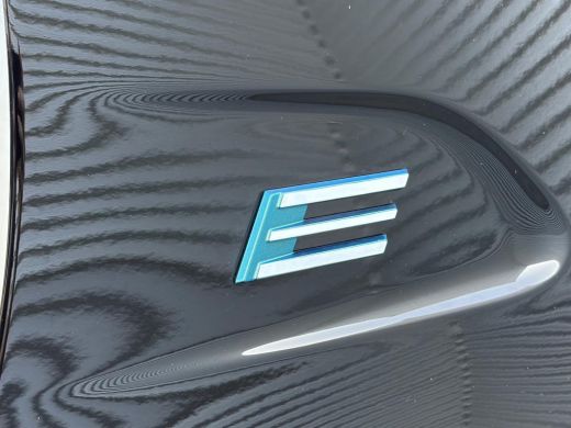Peugeot e-208 GT | Elektrische parkeerrem | Elektrische parkeerrem | Extra getinte achterste zijruiten en achte... ActivLease financial lease