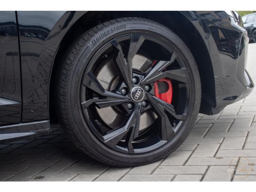 Audi A3 Sportback 45 TFSIe S edition Comp PANO RS STOELEN MAXTON MATRIX CAMERA ActivLease financial lease