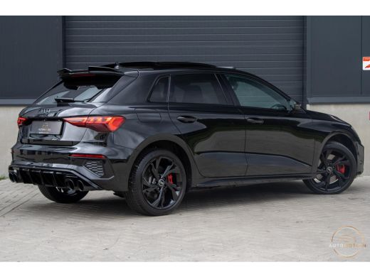 Audi A3 Sportback 45 TFSIe S edition Comp PANO RS STOELEN MAXTON MATRIX CAMERA ActivLease financial lease