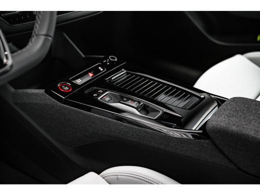Audi A6 Avant e-tron Avant e-tron S edition | Audi smartphone interface | Comfortsleutel | Elektrisch instelbare voors... ActivLease financial lease