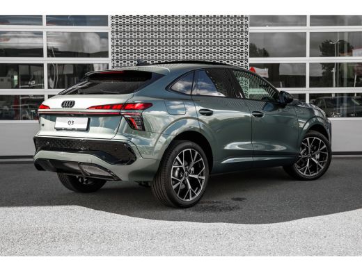 Audi Q3 S edition | Adaptive cruise control | Audi sound system | Cruise control ActivLease financial lease