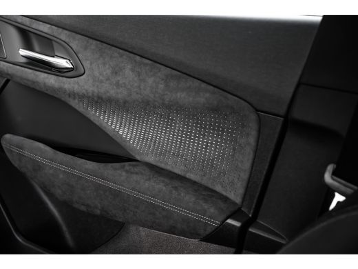 Audi Q3 S edition | Adaptive cruise control | Audi sound system | Cruise control ActivLease financial lease