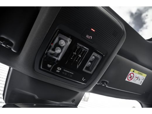 Audi Q3 S edition | Adaptive cruise control | Audi sound system | Cruise control ActivLease financial lease