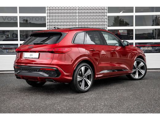 Audi Q5 S edition | Audi virtual cockpit | Exterieurpakket zwart | Hemelbekleding in zwart ActivLease financial lease