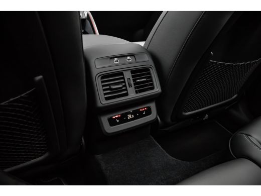 Audi Q5 S edition | Audi virtual cockpit | Exterieurpakket zwart | Hemelbekleding in zwart ActivLease financial lease