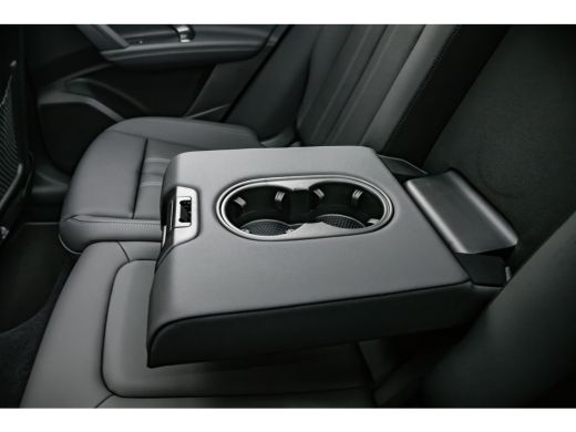 Audi Q5 S edition | Audi virtual cockpit | Exterieurpakket zwart | Hemelbekleding in zwart ActivLease financial lease