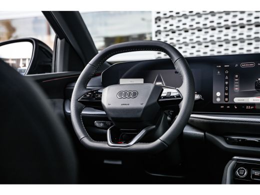 Audi Q5 Sportback S edition competition | Audi virtual cockpit | Hemelbekleding in zwart | Navigatie plus ActivLease financial lease