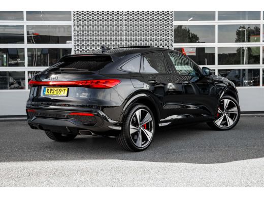 Audi Q5 Sportback S edition competition | Audi virtual cockpit | Hemelbekleding in zwart | Navigatie plus ActivLease financial lease
