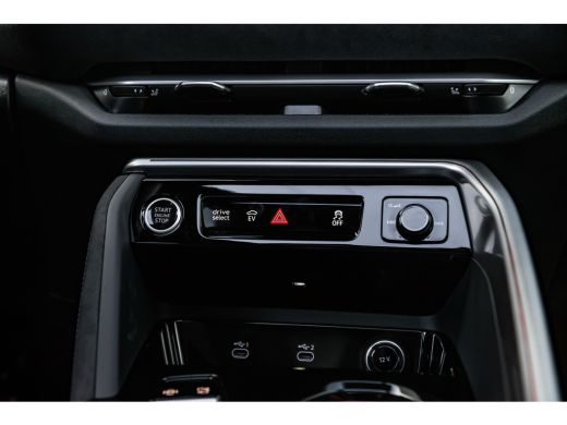 Audi Q5 Sportback S edition competition | Audi virtual cockpit | Hemelbekleding in zwart | Navigatie plus ActivLease financial lease