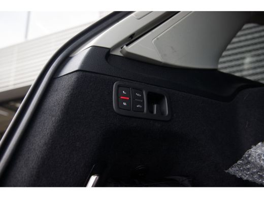Audi Q7 55 TFSI e quattro S line | Massagestoelen | Panoramadak | Luchtvering | Trekhaak | Bang & Olufsen... ActivLease financial lease