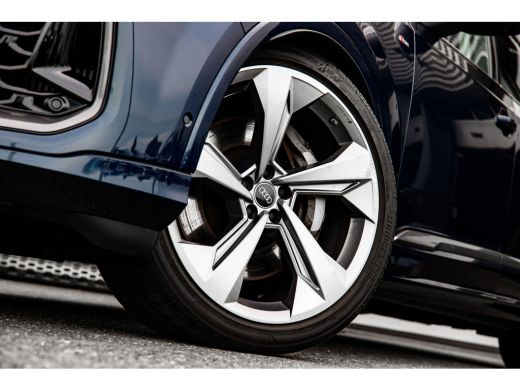 Audi Q7 55 TFSI e quattro S line | Massagestoelen | Panoramadak | Luchtvering | Trekhaak | Bang & Olufsen... ActivLease financial lease