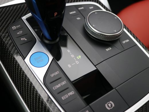 BMW i4 M50 High Executive 84 kWh / AWD / 544PK / 450 km WLTP / Warmtepomp / 3 Fase laden / M-Performance... ActivLease financial lease