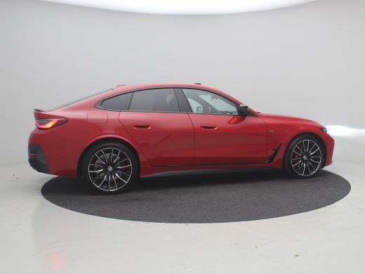 BMW i4 M50 High Executive 84 kWh / AWD / 544PK / 450 km WLTP / Warmtepomp / 3 Fase laden / M-Performance... ActivLease financial lease
