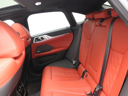 BMW i4 M50 High Executive 84 kWh / AWD / 544PK / 450 km WLTP / Warmtepomp / 3 Fase laden / M-Performance... ActivLease financial lease