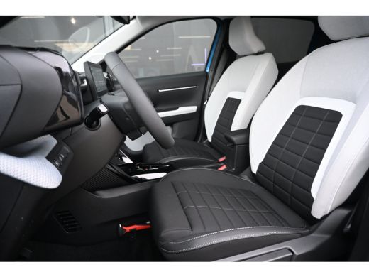 Citroën C3 1.2 Hybrid 110pk Max DEMO-DEAL! Tot 8 Jaar Garantie! | Navigatie | Stuur/Stoelverwarming | Voorru... ActivLease financial lease