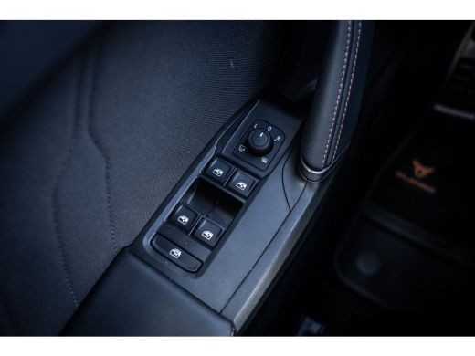 CUPRA Formentor 1.5 TSI e-Hybrid 150 kW | Achteruitrijcamera | Airco (automatisch) | Cruise control adaptief met ... ActivLease financial lease