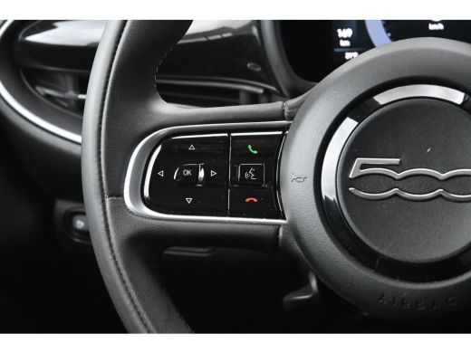 Fiat 500e Icon 42 kWh | Navigatie | Stoelverwarming | Achteruitrijcamera | Chrome | Climate Control | !! ActivLease financial lease