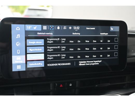 Fiat 500e Icon 42 kWh | Navigatie | Stoelverwarming | Achteruitrijcamera | Chrome | Climate Control | !! ActivLease financial lease