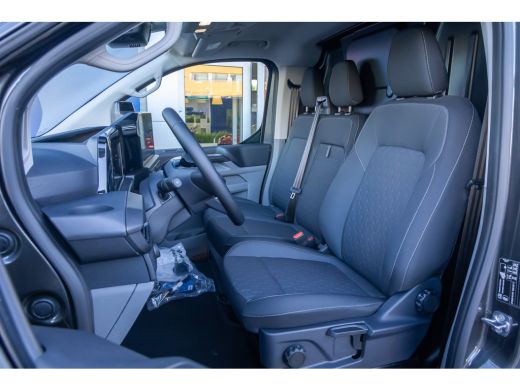 Ford E-Transit 340 L2H1 Limited 71 kWh | Nieuwe bus! | Camera | Apple Carplay/Android Auto | Stuur/stoel/voorrui... ActivLease financial lease
