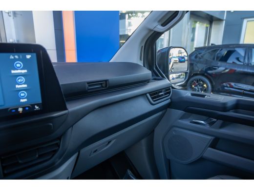 Ford E-Transit 340 L2H1 Limited 71 kWh | Nieuwe bus! | Camera | Apple Carplay/Android Auto | Stuur/stoel/voorrui... ActivLease financial lease