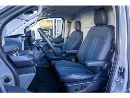 Ford E-Transit Custom 340 L2H1 Sport 71 kWh | Camera | Apple Carplay/Android Auto | Cruise adaptief | Stuur/stoel/voorr... ActivLease financial lease