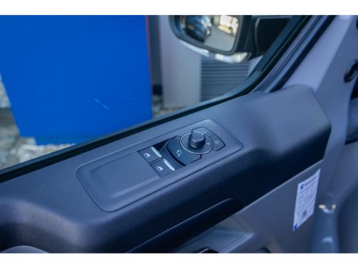 Ford E-Transit Custom 340 L2H1 Sport 71 kWh | Camera | Apple Carplay/Android Auto | Cruise adaptief | Stuur/stoel/voorr... ActivLease financial lease