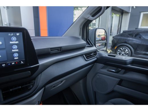 Ford E-Transit Custom 340 L2H1 Sport 71 kWh | Camera | Apple Carplay/Android Auto | Cruise adaptief | Stuur/stoel/voorr... ActivLease financial lease